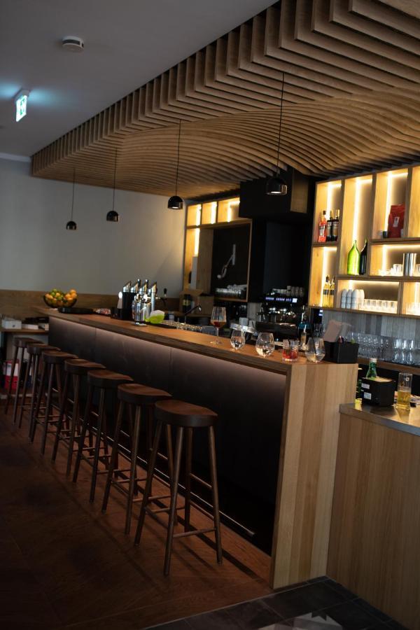 Hotel Restaurant Joseph Királyhida Kültér fotó